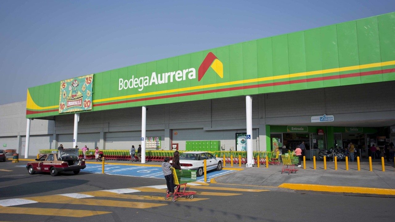 Two Methods for Quickly Verifying Validity of a Registered WhatsApp Account